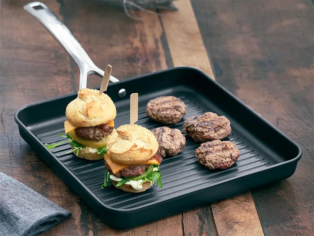 Mini-Burger mit Zwiebelchutney