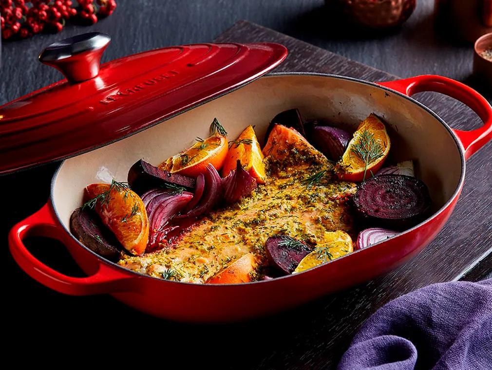 Lachsfilet aus dem Oblong mit Orange, Roter Bete und roter Zwiebel