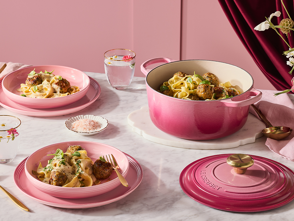 Skandinavische Hackbällchen mit Tagliatelle