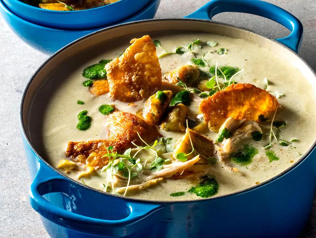 Cremige Hühner-Lauch-Suppe mit Kräuter-Gnocchi