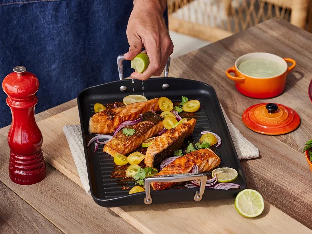 Chipotle-Lachs mit Koriander-Minz-Joghurt